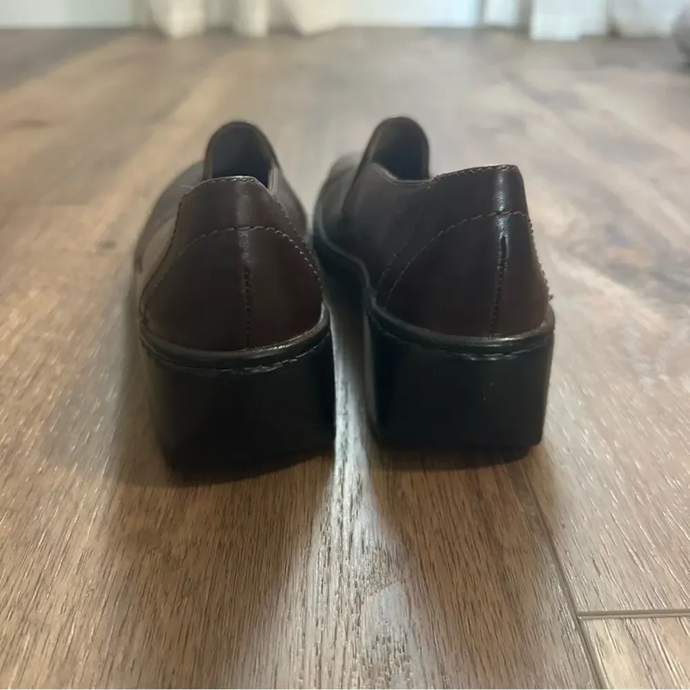 Clarks Brown Slip-on Loafers, Clogs, BlackBerry,‎ Healed, Leather, Women’s 7.5